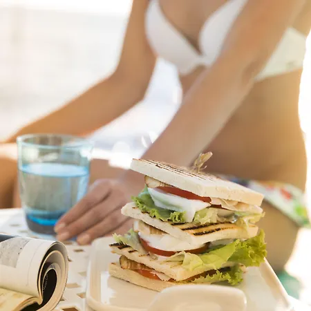 Rivalmare Boutique Hotel 4*