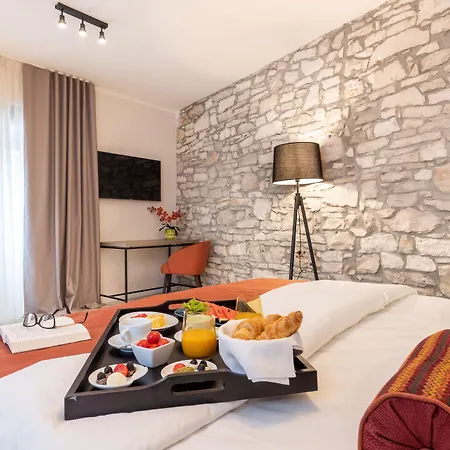 Rivalmare Boutique Hotel 4*
