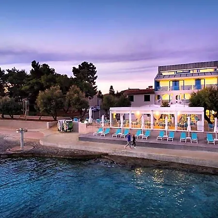 Rivalmare Boutique Hotel 4*