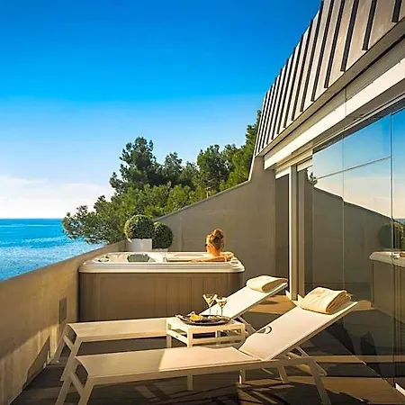 Rivalmare Boutique 4*