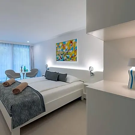Rivalmare Boutique Hotell 4*
