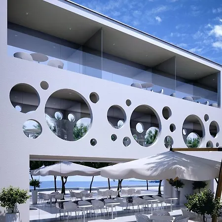 Rivalmare Boutique Hotel