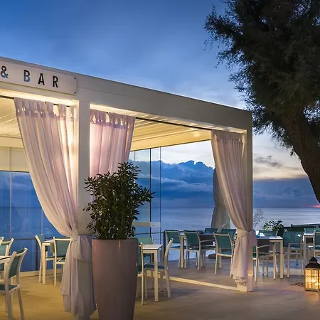 Rivalmare Boutique Hotel 4*